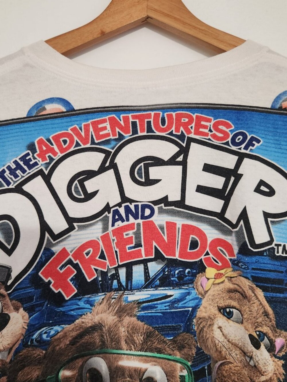 Vintage Nascar T Shirt Size XL Digger and Friends Fox Sports Racing Cartoon AOP - Picture 6 of 6